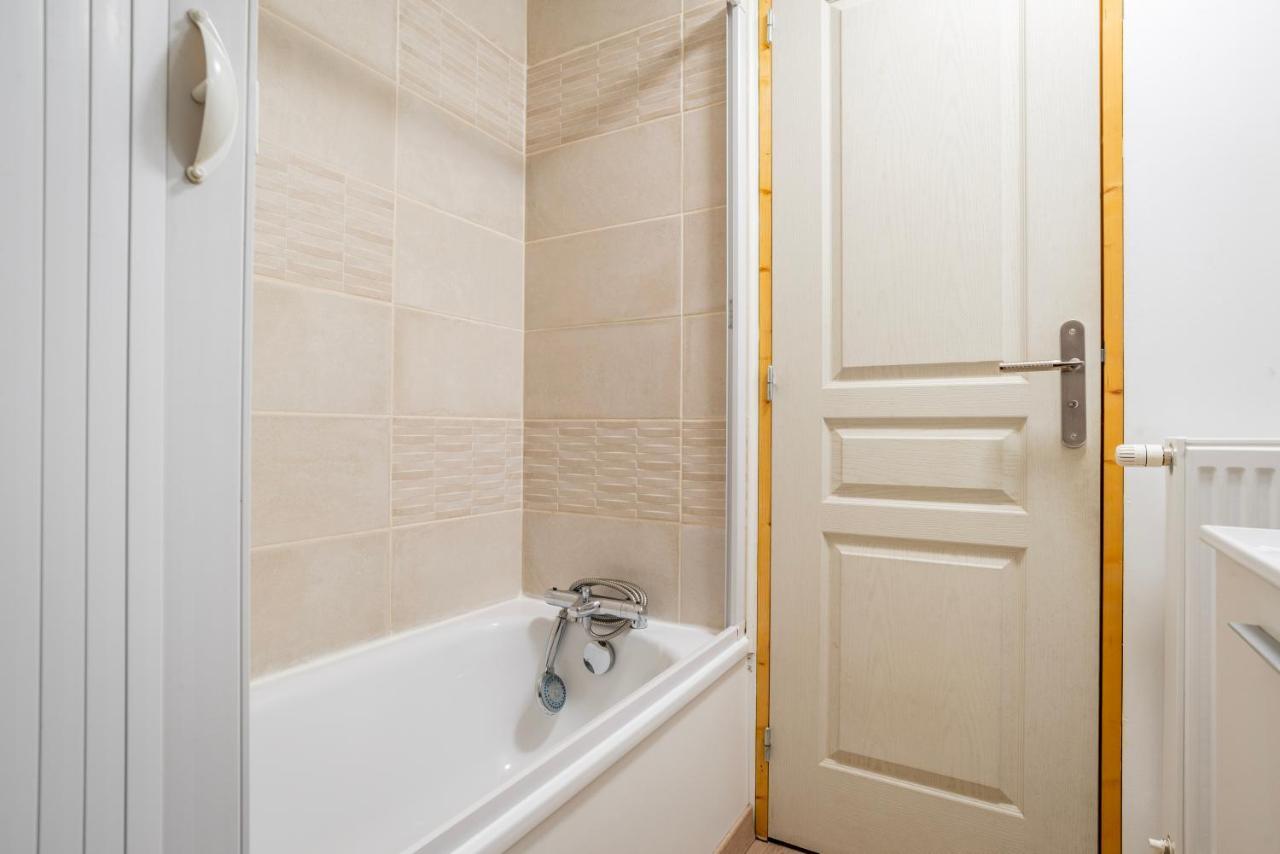 Gite Le Carpe Diem - Classe 3 Etoiles - Centre Ville - Wifi - Netflix Marmoutier Exterior photo